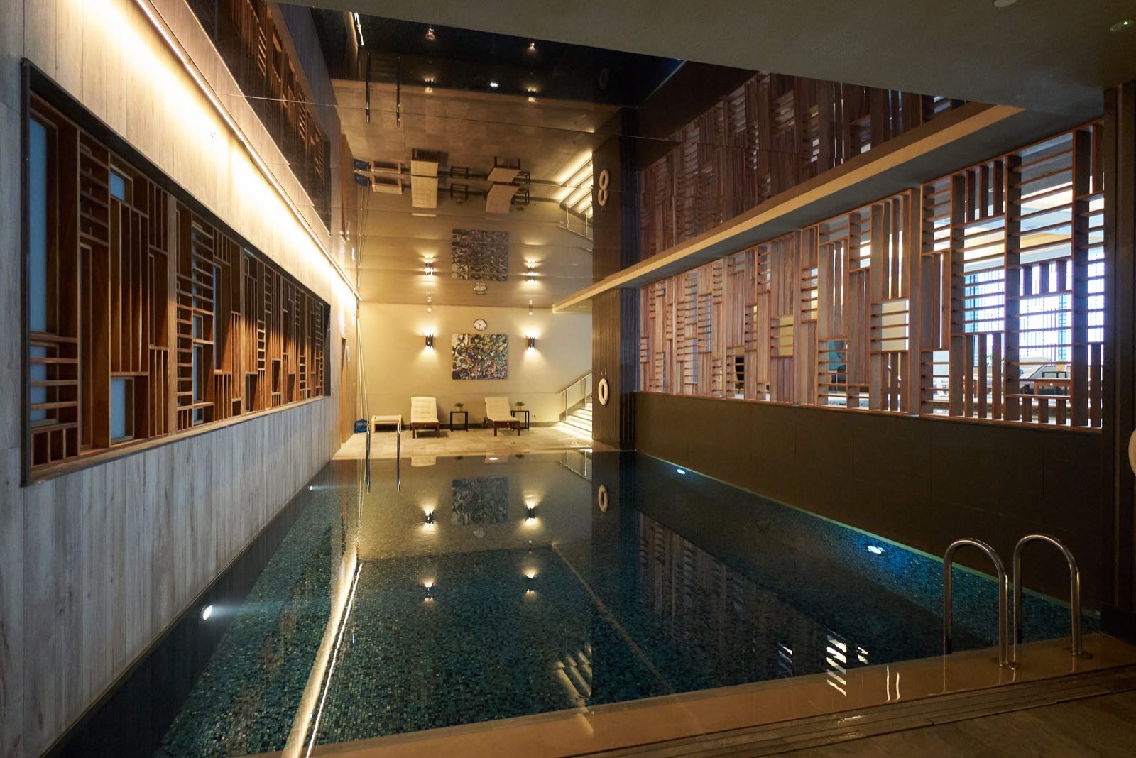 Hotel-Spa mit Hallenbad in Maslak